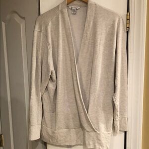 Athleta women’s beige sweatshirt, xl tall